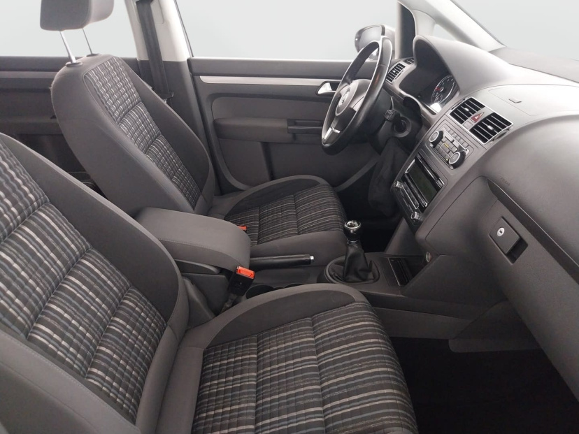 Volkswagen Touran, 2011