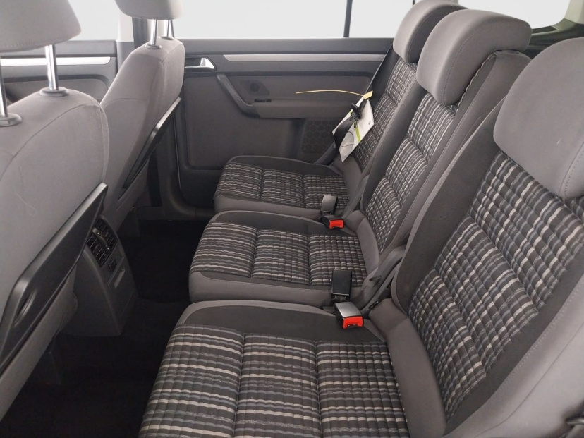 Volkswagen Touran, 2011