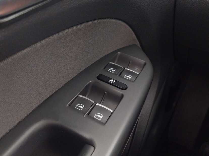 Volkswagen Touran, 2011