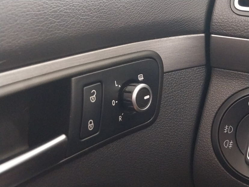 Volkswagen Touran, 2011