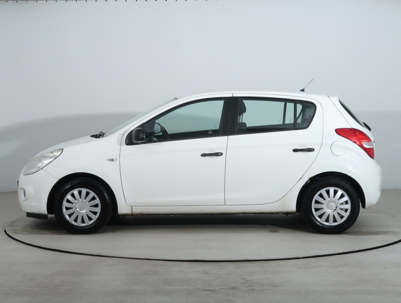 Hyundai i20, 2011