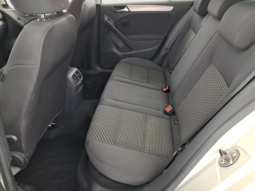 Volkswagen Golf, 2011