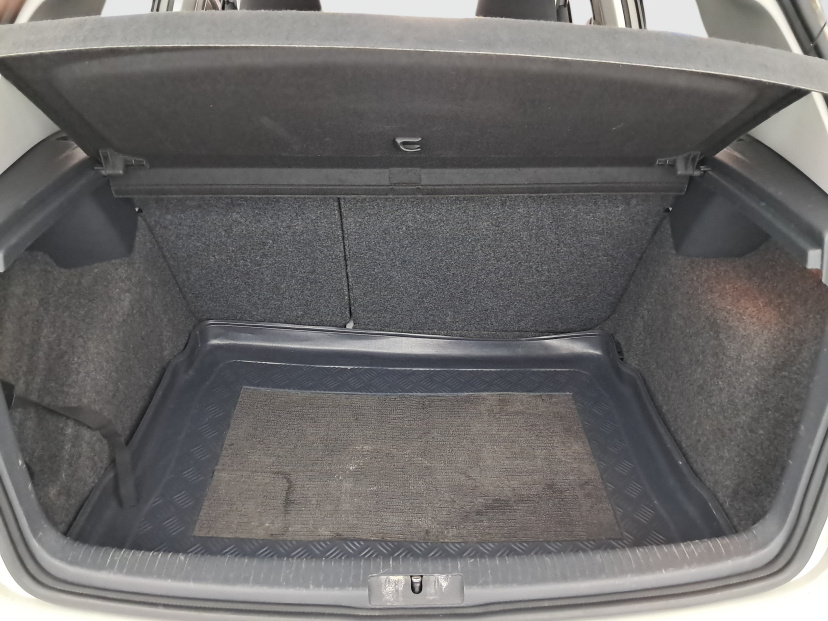 Volkswagen Golf, 2011