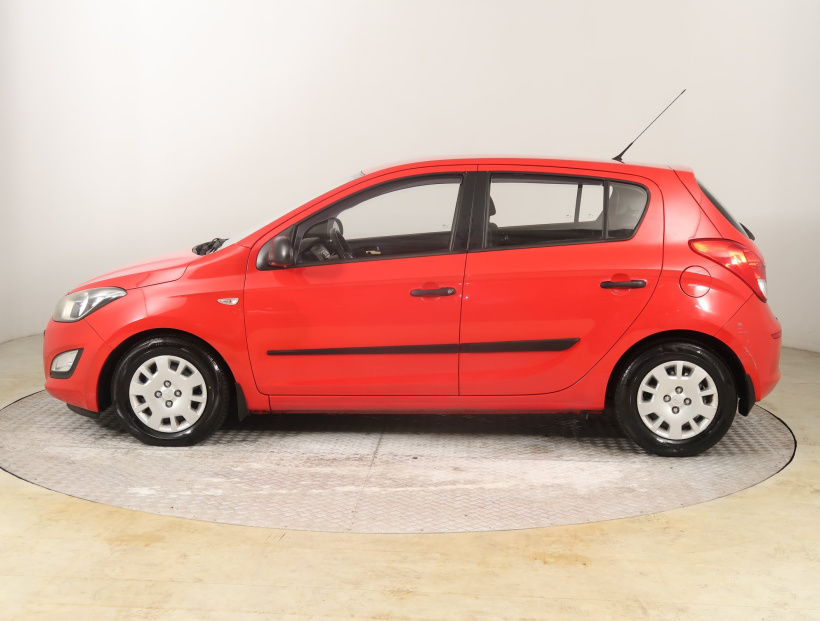 Hyundai i20, 2013