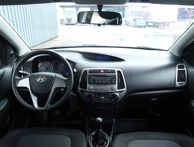 Hyundai i20, 2013