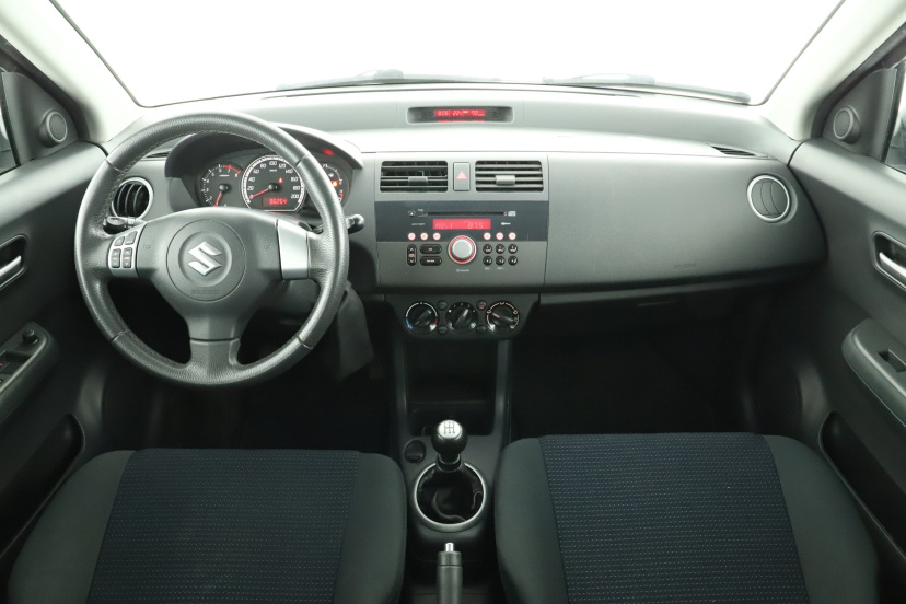 Suzuki Swift, 2010