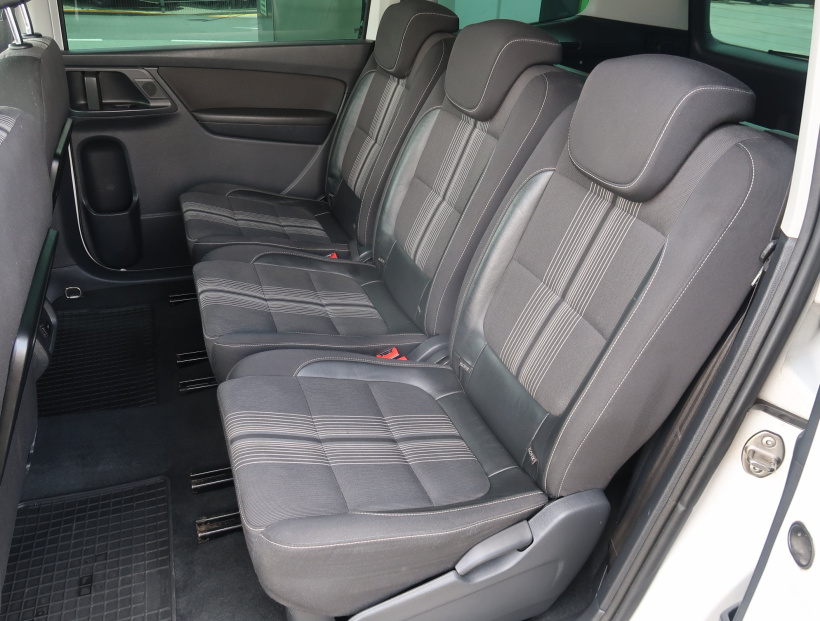 Volkswagen Sharan, 2013