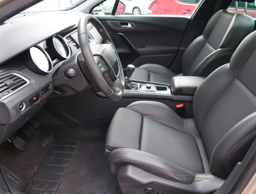 Peugeot 508, 2011