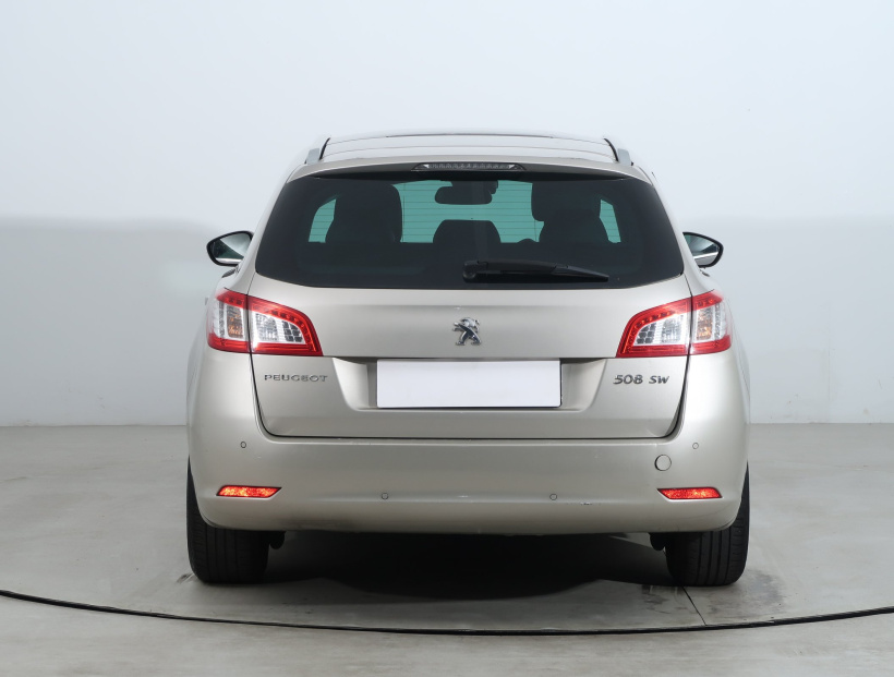 Peugeot 508, 2011
