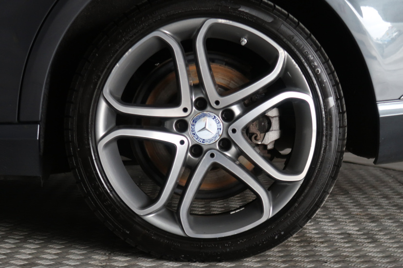 Mercedes-Benz E, 2013