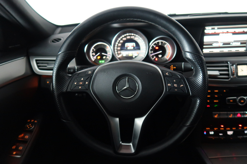 Mercedes-Benz E, 2013