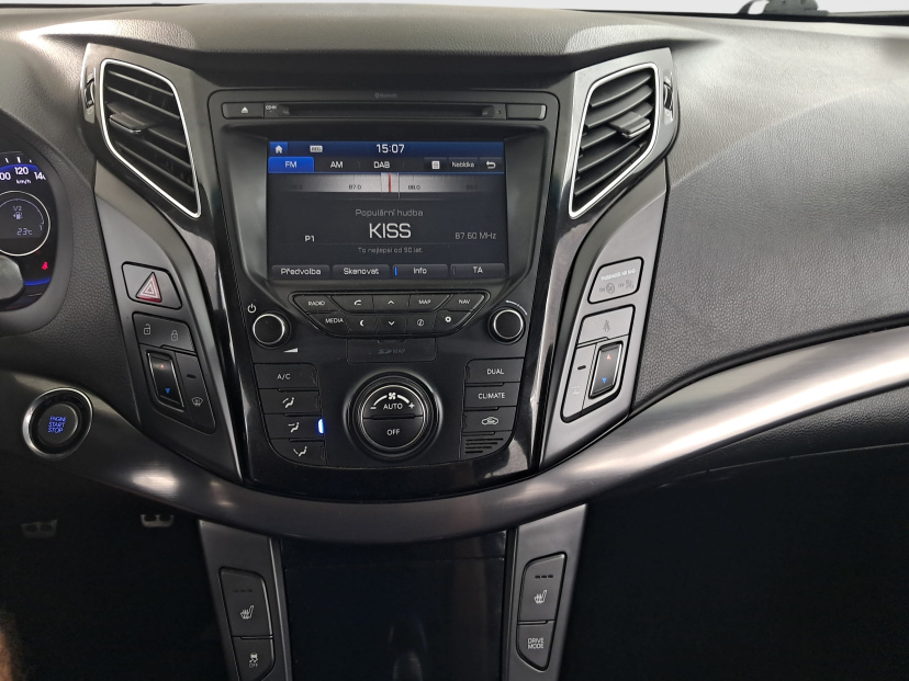 Hyundai i40, 2015