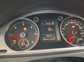 Volkswagen Passat - 2011