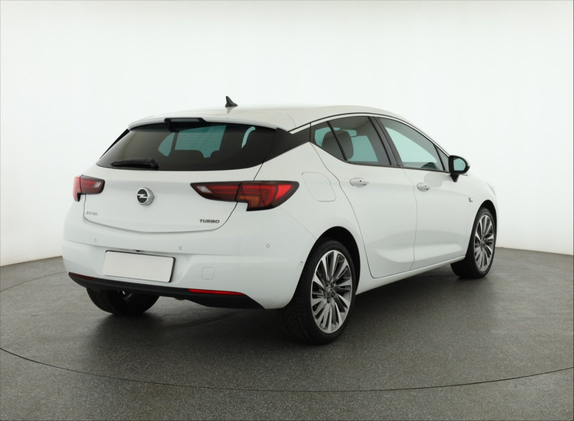 Opel Astra, 2016