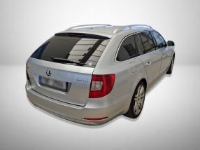 Škoda Superb - 2011