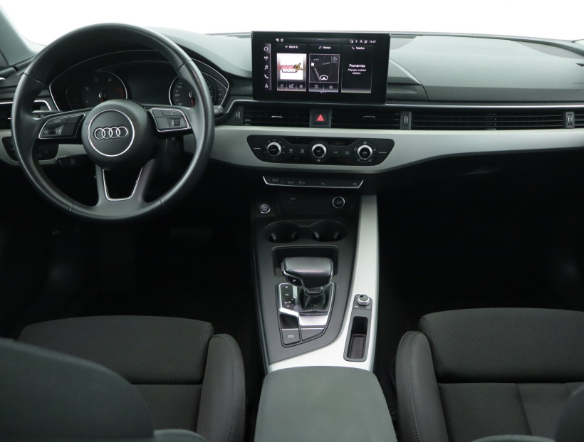 Audi A4, 2021