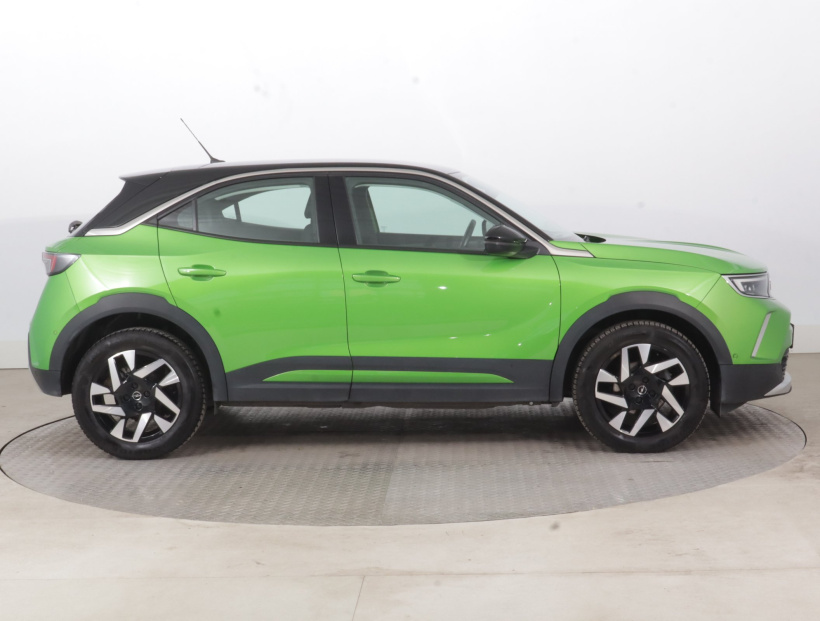 Opel Mokka, 2021