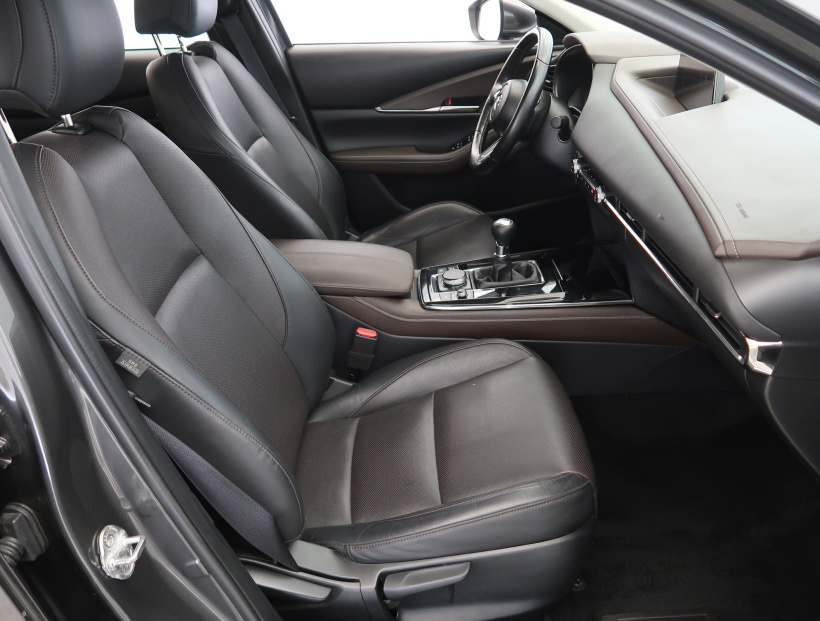 Mazda CX-30, 2022
