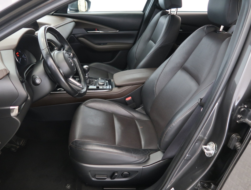 Mazda CX-30, 2022