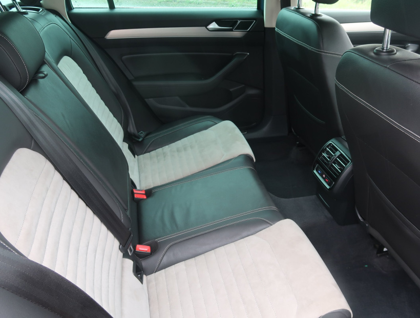 Volkswagen Passat, 2018