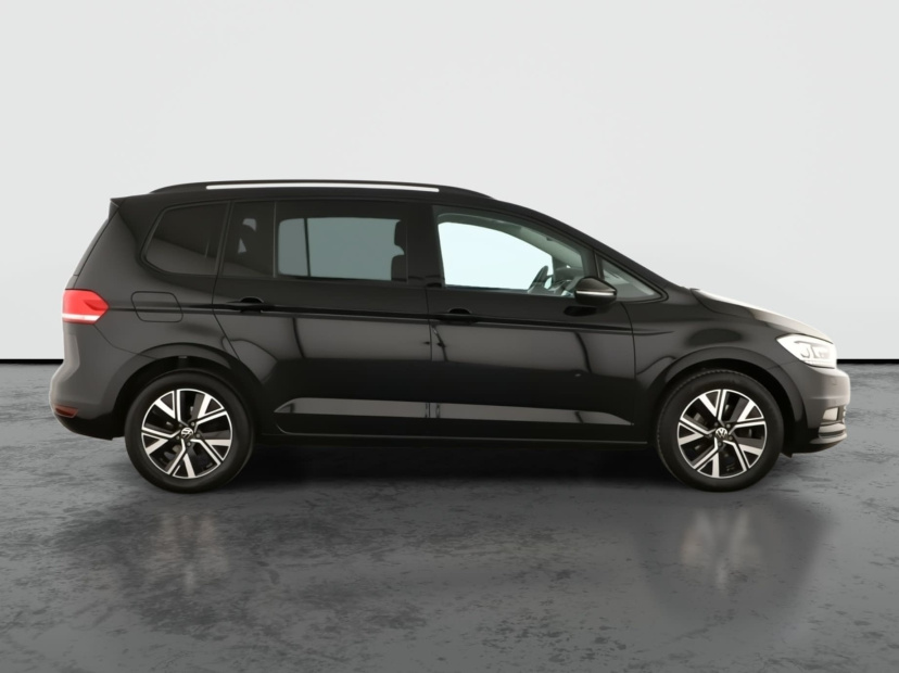 Volkswagen Touran, 2023