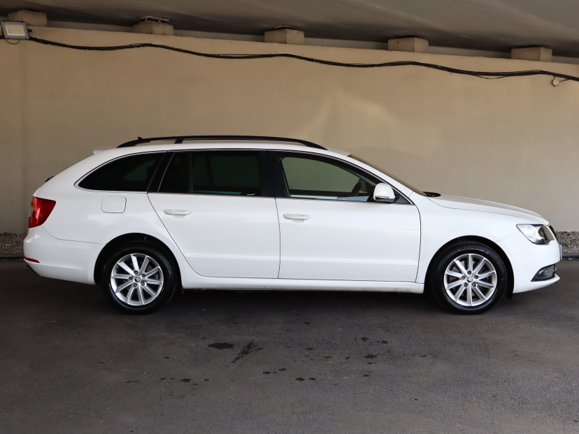 Škoda Superb, 2014