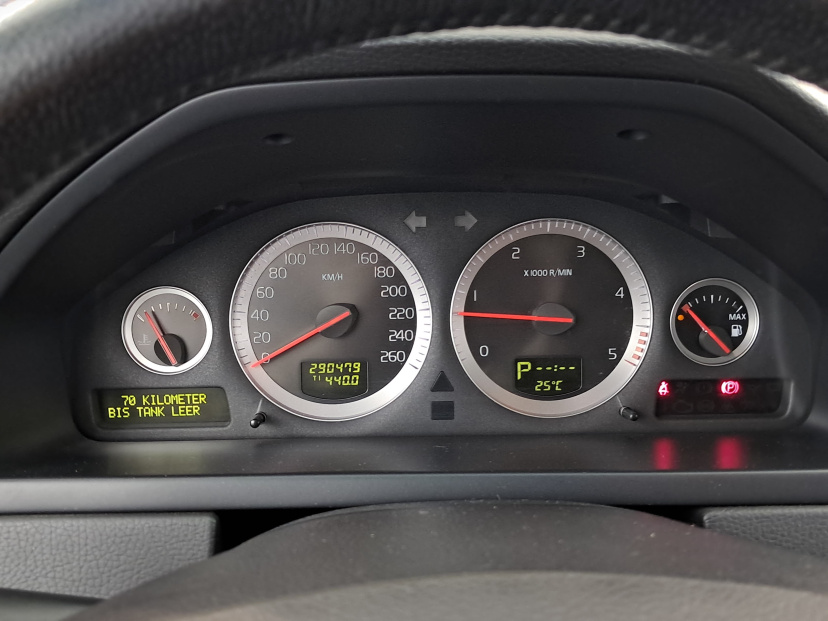 Volvo XC90, 2011