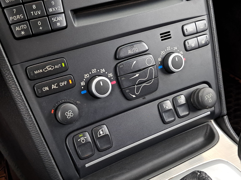 Volvo XC90, 2011