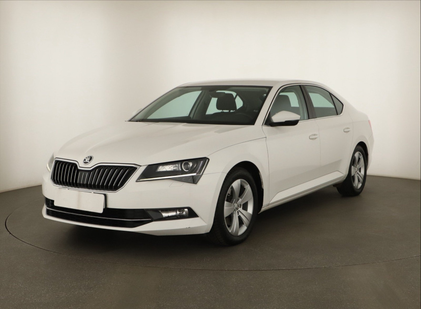Škoda Superb, 2017
