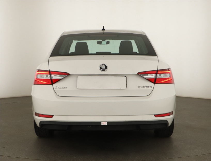 Škoda Superb, 2017