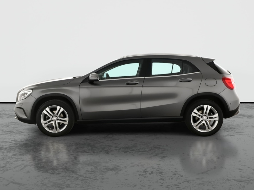 Mercedes-Benz GLA, 2016