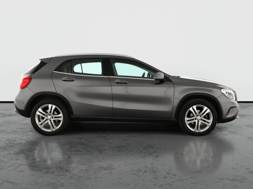 Mercedes-Benz GLA, 2016