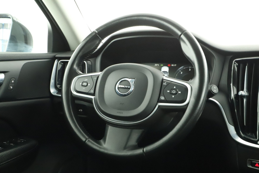 Volvo V60, 2020