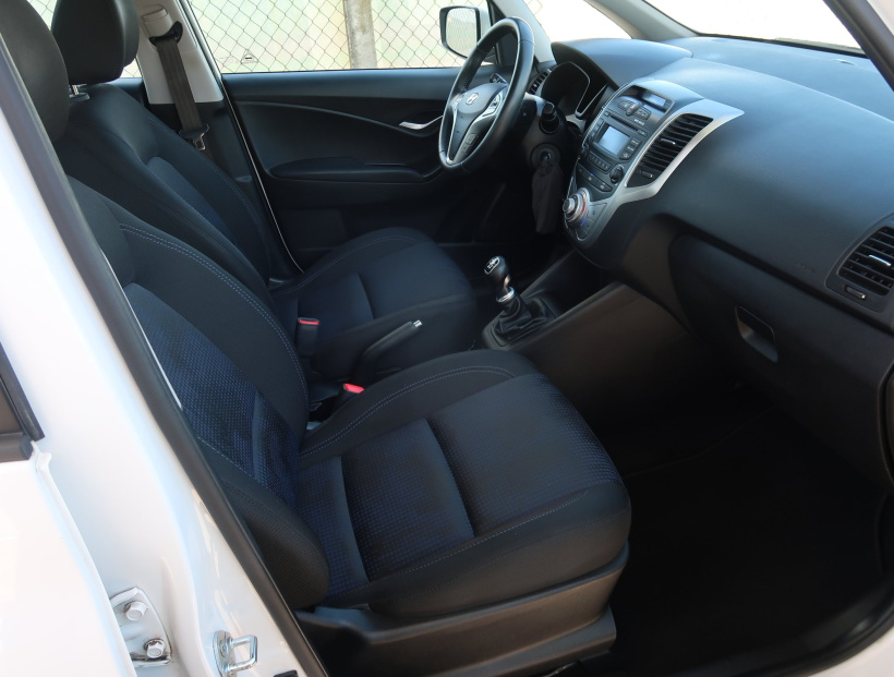 Hyundai ix20, 2013