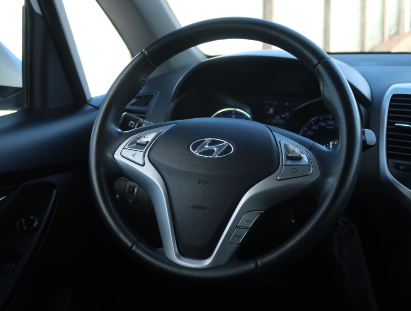 Hyundai ix20, 2013