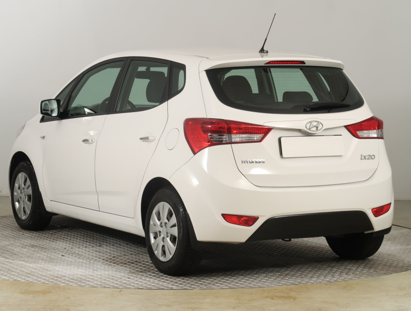 Hyundai ix20, 2013