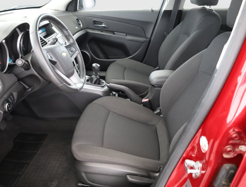 Chevrolet Cruze, 2012