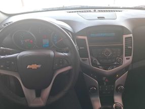 Chevrolet Cruze - 2012