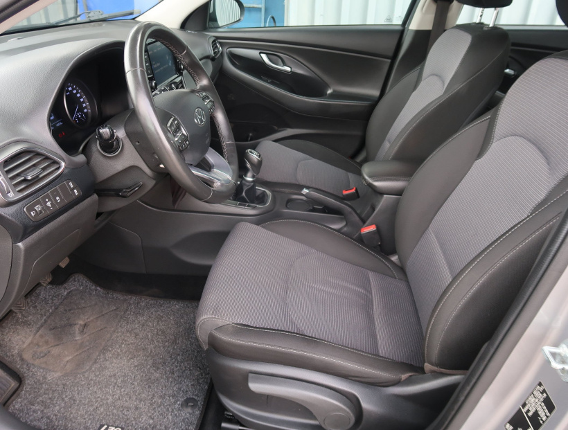 Hyundai i30, 2021
