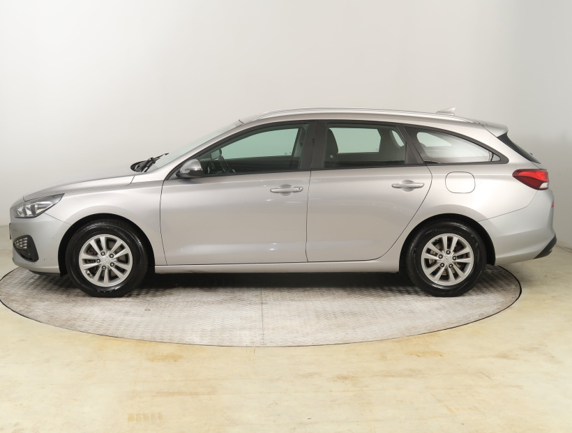 Hyundai i30, 2021