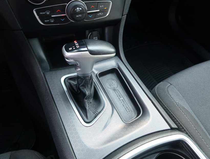 Dodge Charger, 2017