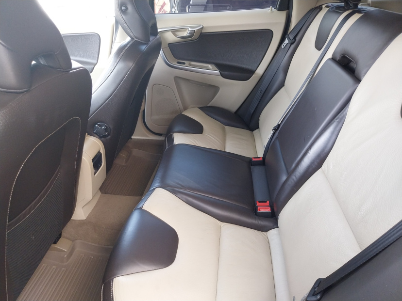 Volvo XC60, 2010