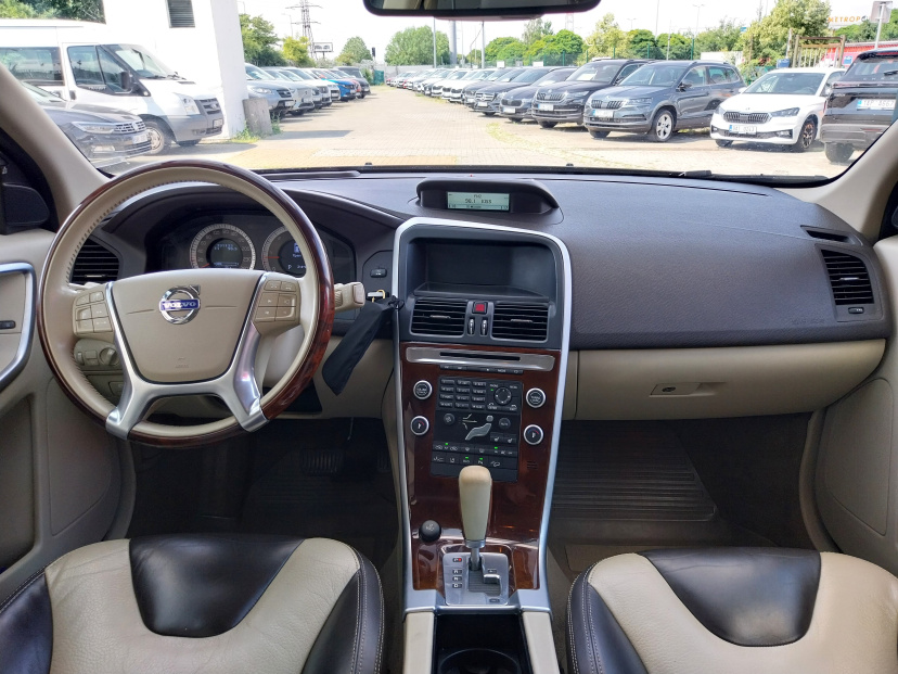 Volvo XC60, 2010