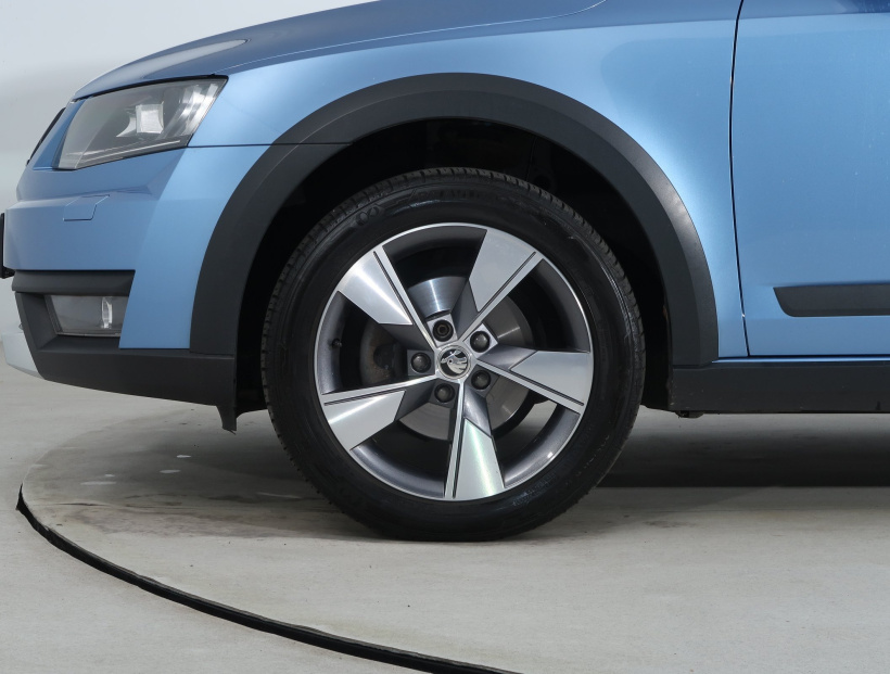 Škoda Octavia Scout, 2016