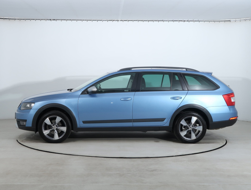 Škoda Octavia Scout, 2016