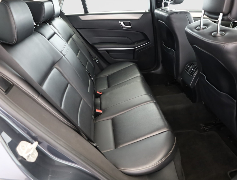Mercedes-Benz E, 2013