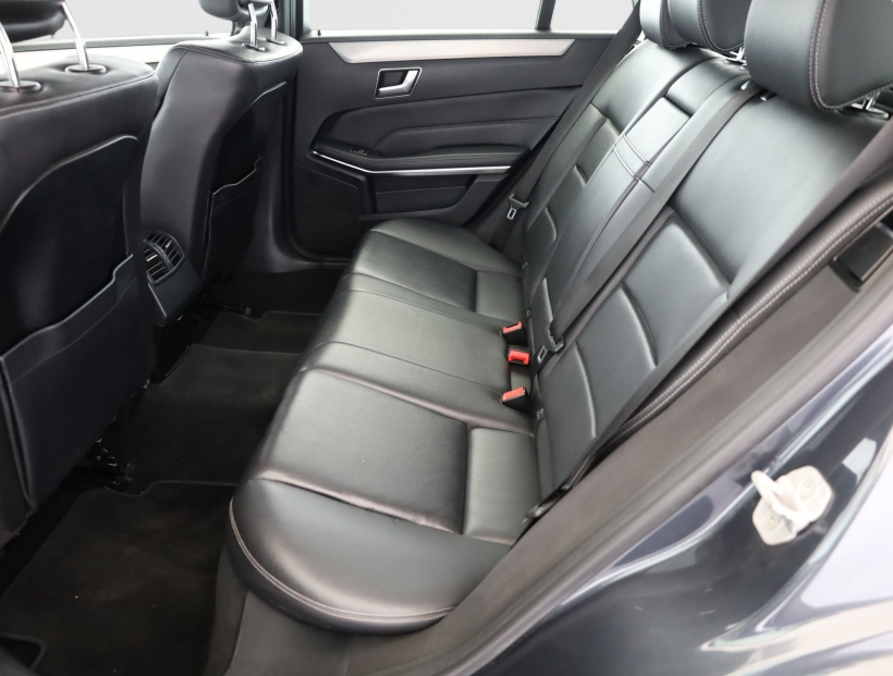 Mercedes-Benz E, 2013