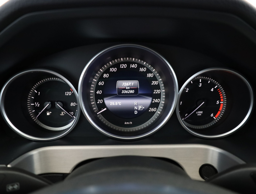 Mercedes-Benz E, 2013