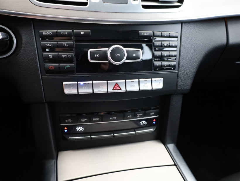 Mercedes-Benz E, 2013