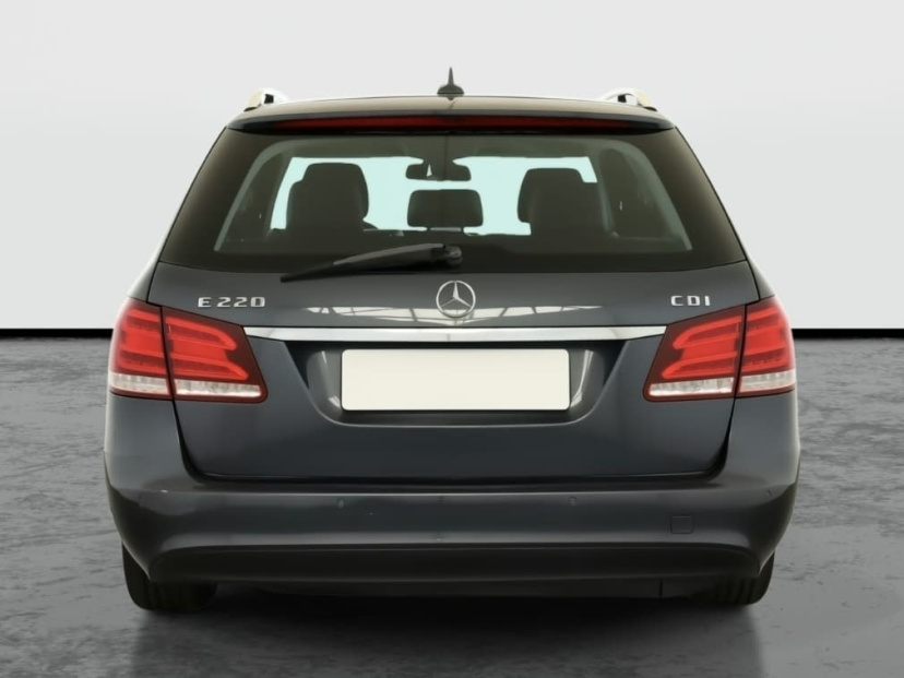 Mercedes-Benz E, 2013